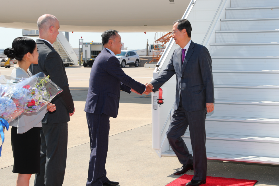 PM visits Houston, USA
