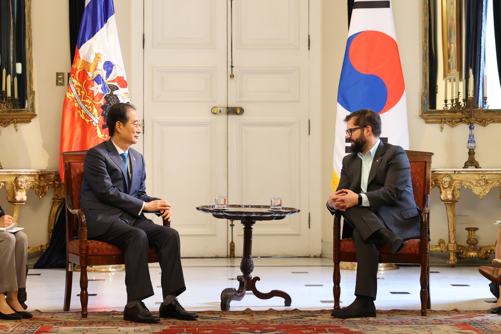 PM meets Chilean President