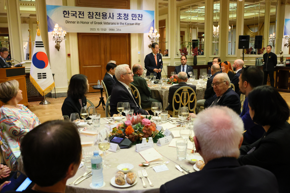 PM thanks Greek veterans in Korean War