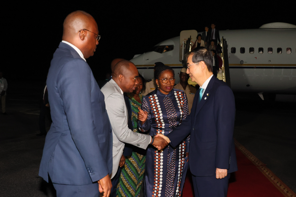 PM visits Lome, Togo