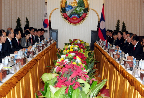S. Korea-Laos PM talks