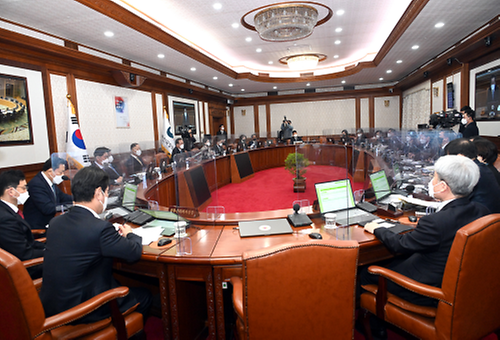 The 6th Cabinet meeting 