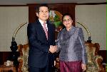 Hwang meets Laos parliamentary leader