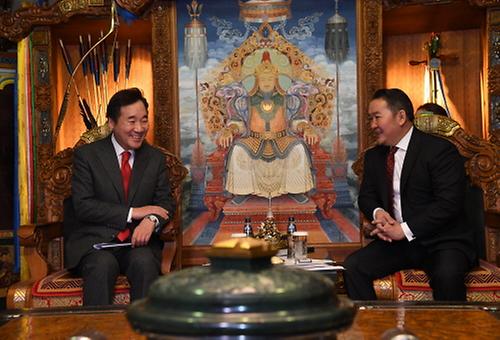 할트마긴 바툴가 몽골 대통령 예방