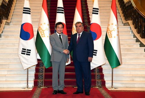  에모말리 라흐몬 타지키스탄 대통령 예방