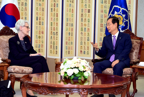 PM meets U.S. Deputy Secretary of State Wendy Sherman