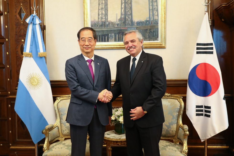 PM meets Argentinian Presidant