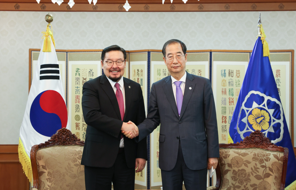 PM meets Mongolian National Assembly Speaker