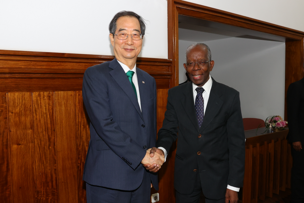 Korea-Mozambique PMs' meeting