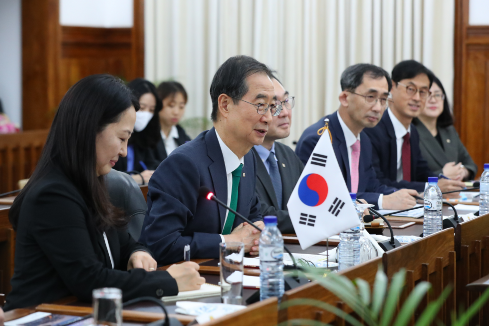 Korea-Mozambique PMs' meeting