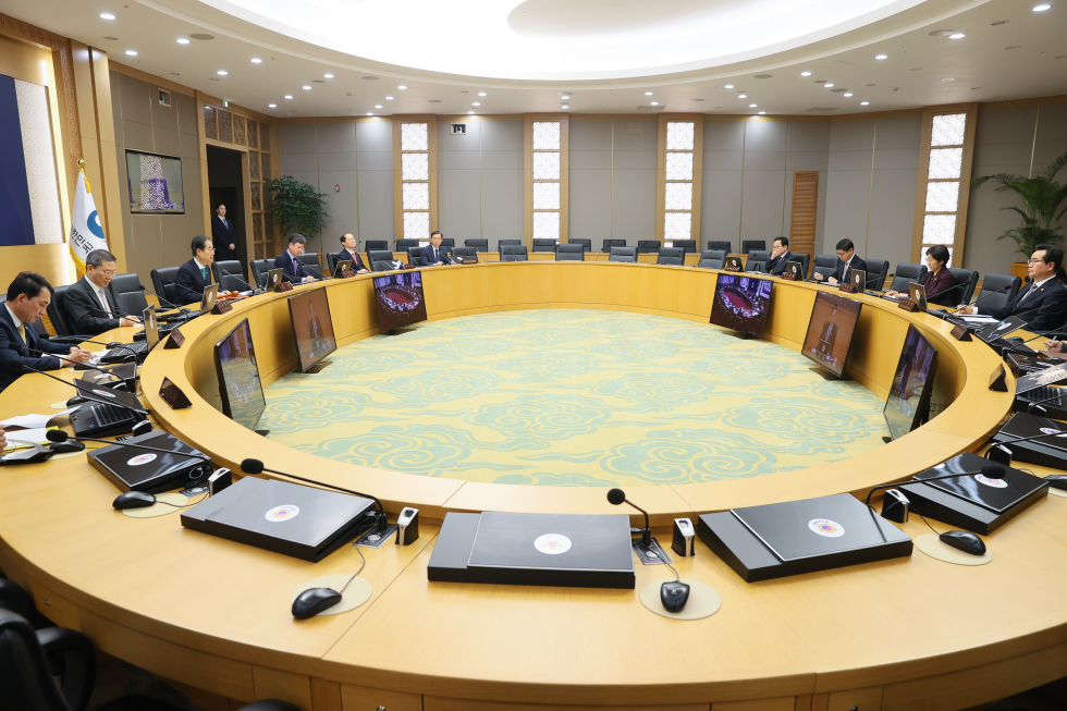 The 11st Cabinet meeting