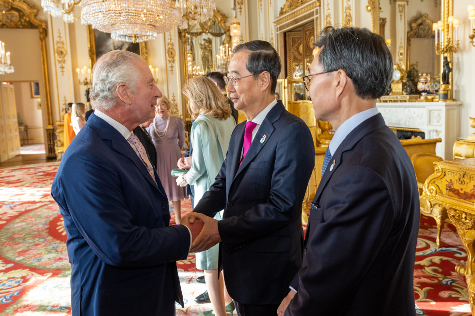 PM attends King Charles III's coronation ceremony
