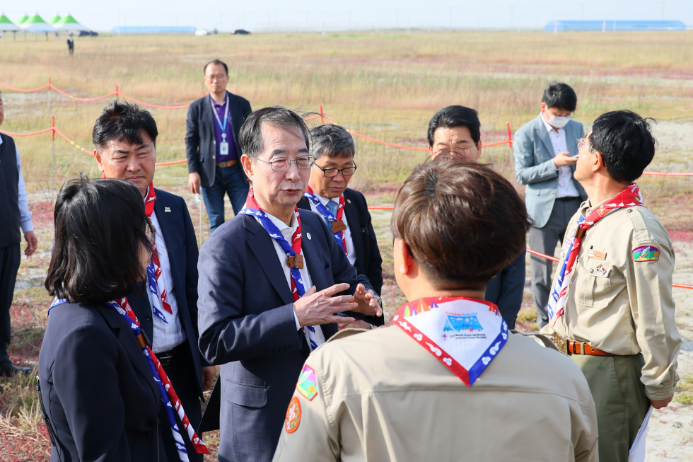 PM inspects World Scout Jamboree venue