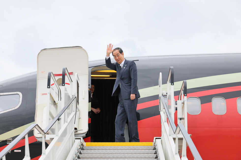 PM Returns to Korea from Europe