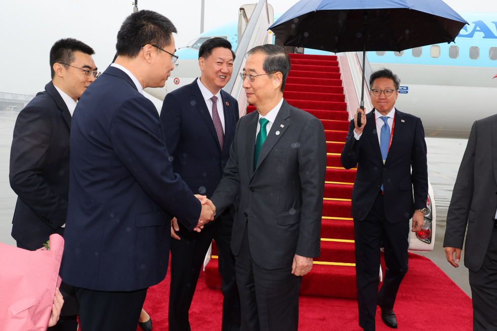 PM arrives in Hangzhou