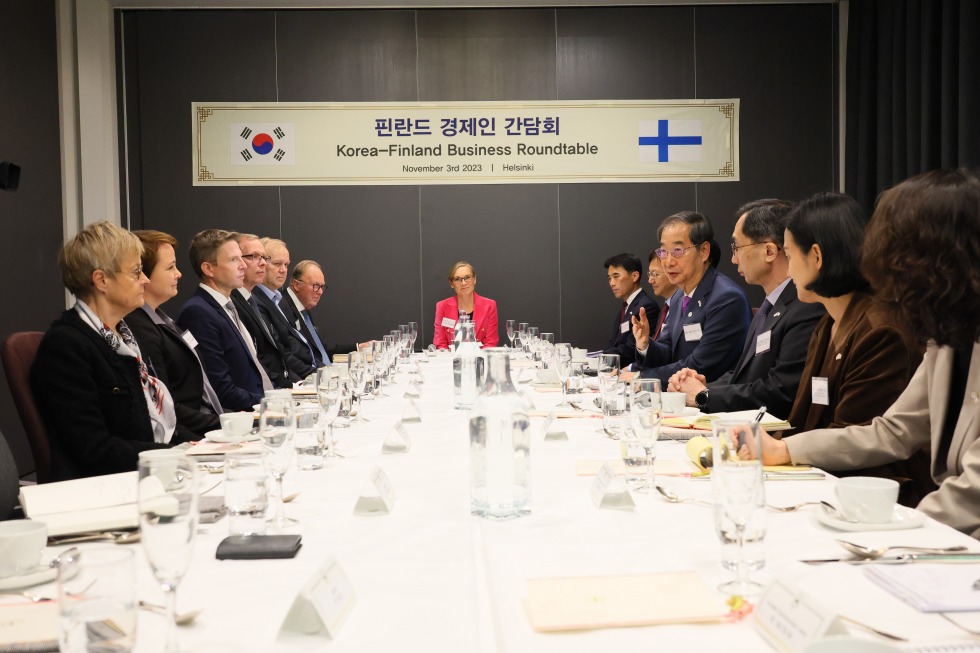 PM meets Finnish business leaders