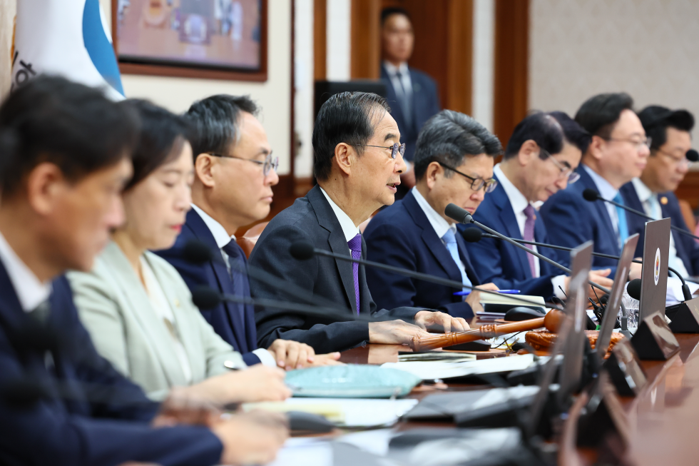 The 42nd Cabinet meeting