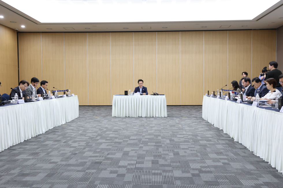 PM checks preparations for APEC Summit 2025