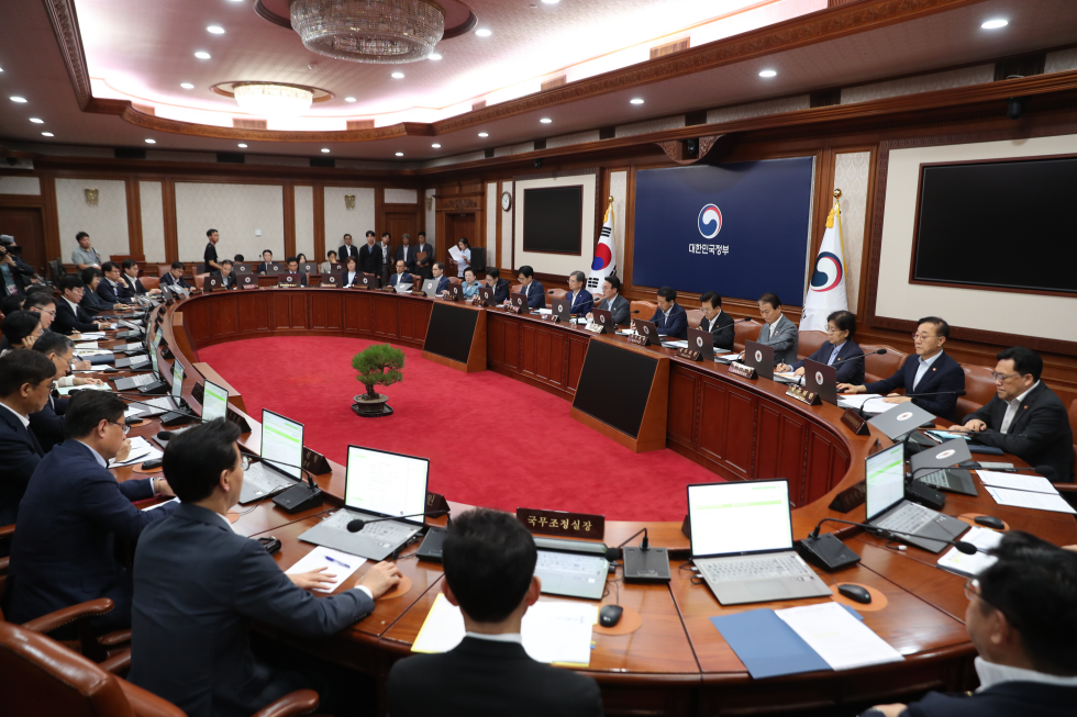 The 34th Cabinet meeting
