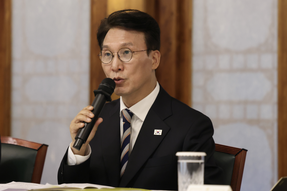 Ruling party-gov't meeting