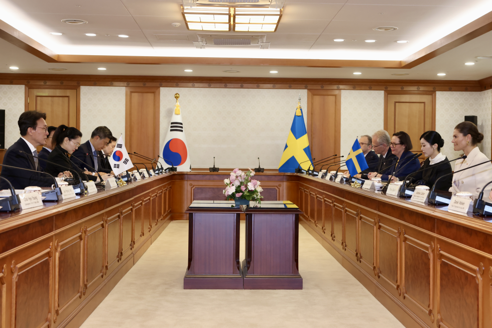빅토리아 잉그리드 알리스 데씨리에 스웨덴 왕세녀 접견