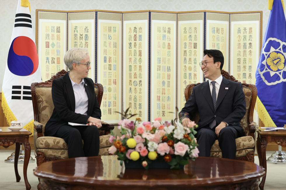 PM meets Tina Kotek, Governor of Oregon