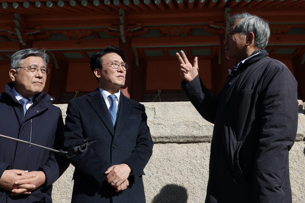 PM Kim visits Jongmyo Shrine