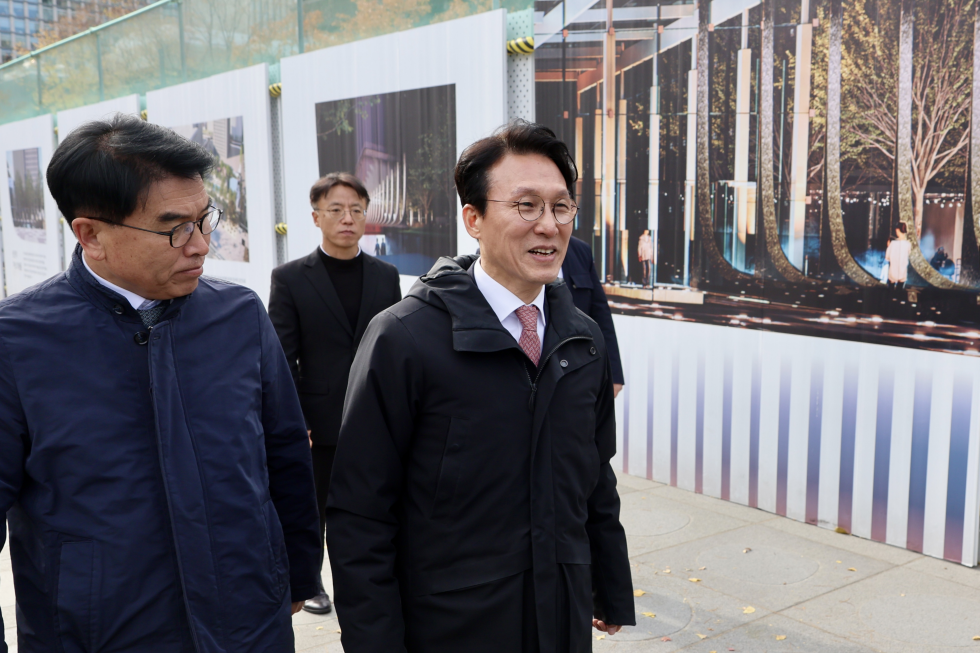 감사의 정원 공사 현장 방문