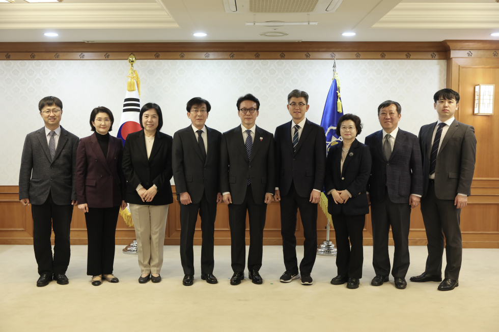 의료혁신위원회 민간위원 위촉장 수여식