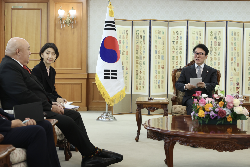 PM Meets WHO Regional Director for the Western Pacific