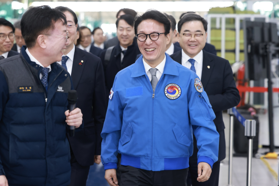 한국항공우주산업(KAI), 항공기 생산라인 시찰