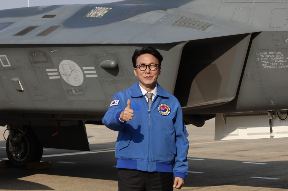 한국항공우주산업(KAI), 항공기 생산라인 시찰