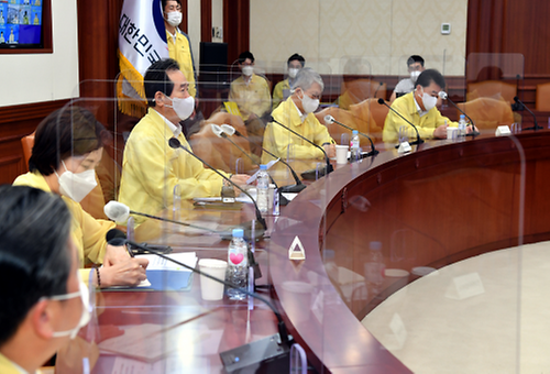 Meeting to discuss COVID-19 