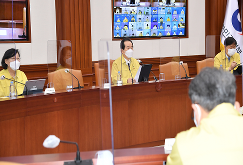 Meeting to discuss COVID-19 