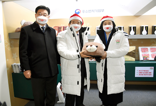 K-MAS 라이브 마켓 방문