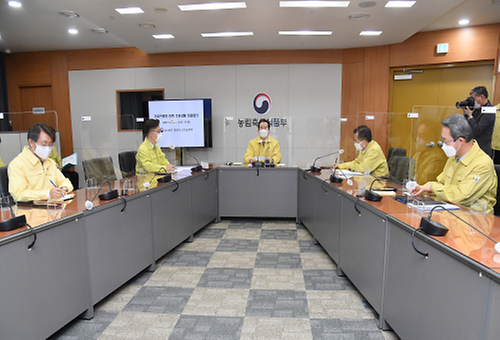 가축전염병 중앙사고수습본부 상황실 방문