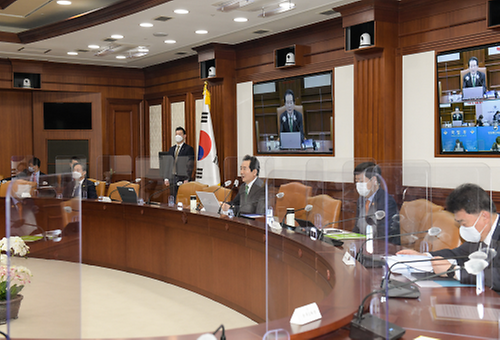 코로나19 백신·치료제 상황점검회의 