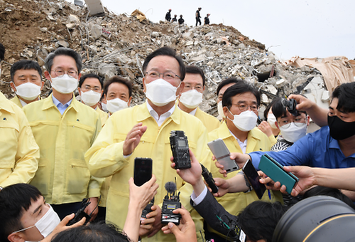 Scene of building collapse