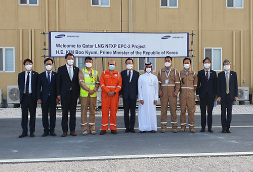 PM visits LNG project site in Qatar