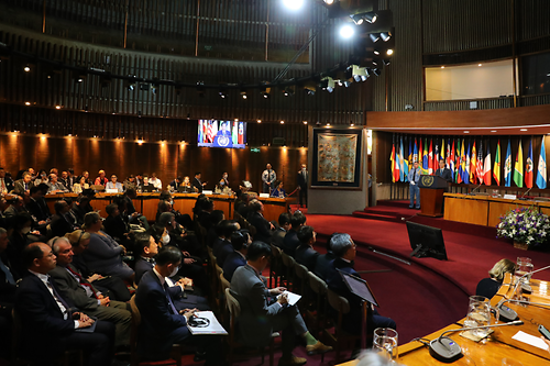 PM attends ECLAC meeting
