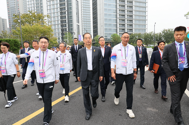 항저우 아시안게임 한국 선수촌 방문