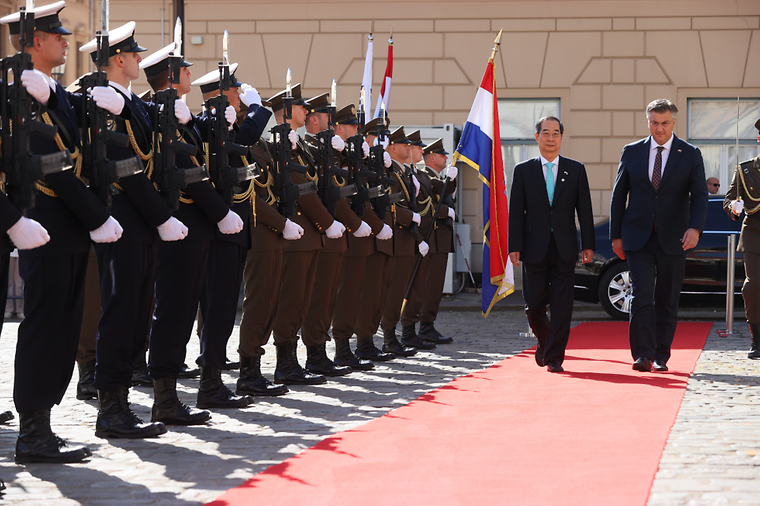 Welcome ceremony in Croatia