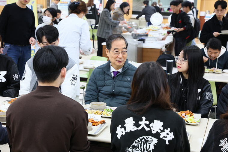 청년의 삶 현장 점검 '천원의 아침밥'