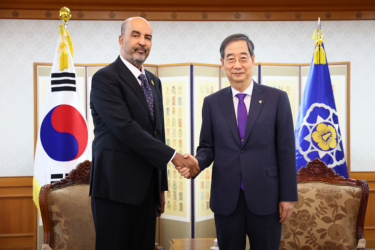 무사 알 코니 리비아 대통령위원회 부윈원장 접견