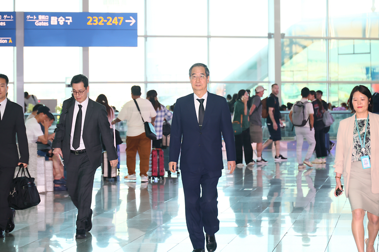 응우옌 푸 쫑 前 베트남 공산당 서기장 장례식 참석