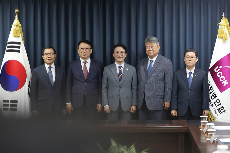 PM meets Christian leader