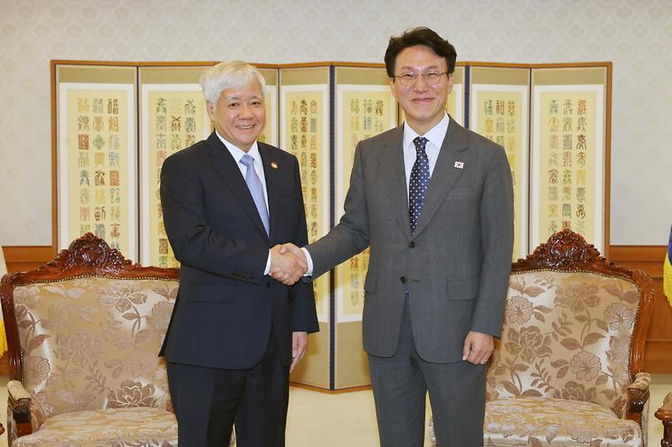 김민석 국무총리 찌엔 베트남 조국전선위원장 접견