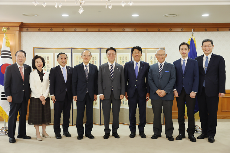 한일포럼 계기 일본대표단 접견