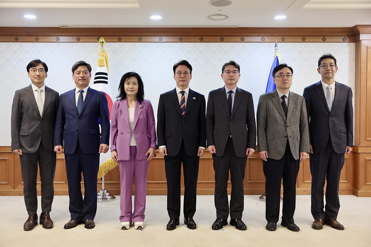 국가기간 전력망 확충위원회 위촉식