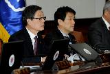 김 총리, 임시국무회의 주재